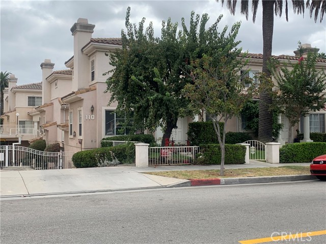 110 N Marengo Avenue, Alhambra CA: https://media.crmls.org/medias/67b33186-d8db-4f42-8bfe-b49e61881b5f.jpg