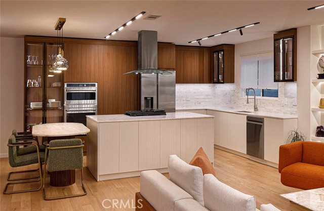 26144 Kenrose Circle, Calabasas CA: https://media.crmls.org/medias/67b363e9-f9b6-48d0-ba0f-99a59f9772b2.jpg