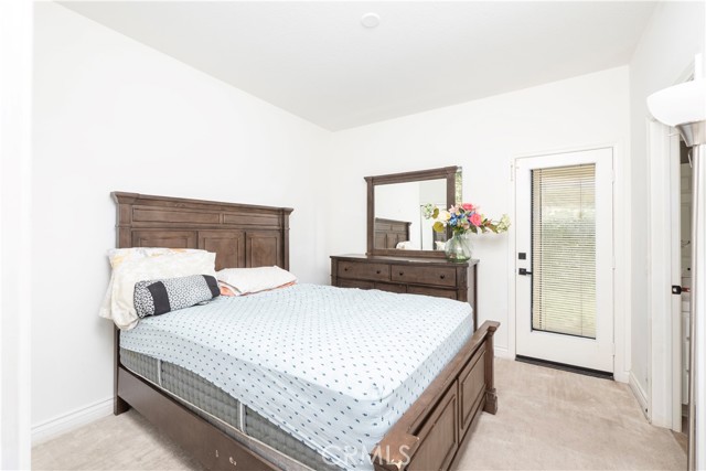 5 Encinal, Lake Forest CA: https://media.crmls.org/medias/67b3ada3-c0e3-411f-984f-7892a18196e4.jpg