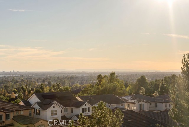 Detail Gallery Image 27 of 35 For 18150 Spyglass Hill, Yorba Linda,  CA 92886 - 4 Beds | 3 Baths