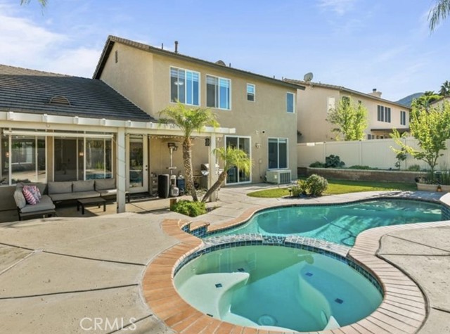 Detail Gallery Image 6 of 25 For 3740 Coleville, Corona,  CA 92881 - 4 Beds | 3 Baths