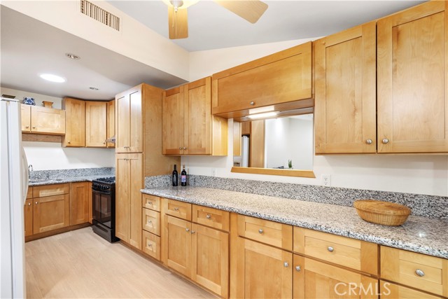 2 Bed Home for Sale in Newhall, California
