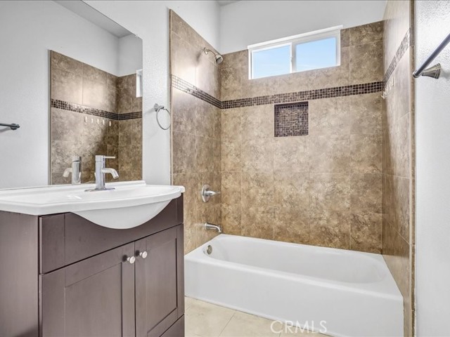 3405 S El Camino Real, San Clemente CA: https://media.crmls.org/medias/67b55735-6ff0-4f00-a8ad-a0f1b429cdb3.jpg