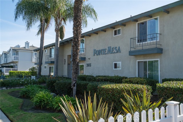 Detail Gallery Image 4 of 19 For 365 W Wilson St, Costa Mesa,  CA 92627 - – Beds | – Baths