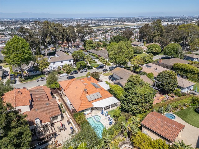 4128 Via Solano, Palos Verdes Estates, California 90274, 3 Bedrooms Bedrooms, ,1 BathroomBathrooms,Residential,For Sale,Via Solano,PV24120751