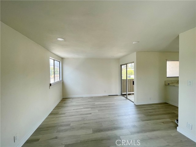 660 E 6Th Street, Azusa CA: https://media.crmls.org/medias/67b5cff4-042b-47ff-ba5c-7085b9d25ed2.jpg