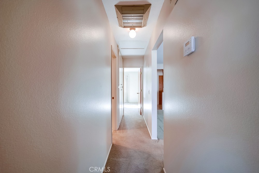 https://media.crmls.org/medias/67b62278-fefd-4ca4-ab2a-532f491f9ffc.jpg?preset=X-Large