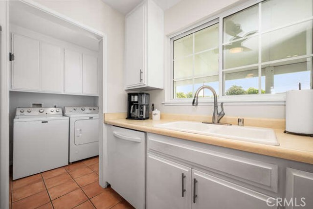 Detail Gallery Image 13 of 39 For 6136 Candor St, Lakewood,  CA 90713 - 3 Beds | 1/1 Baths