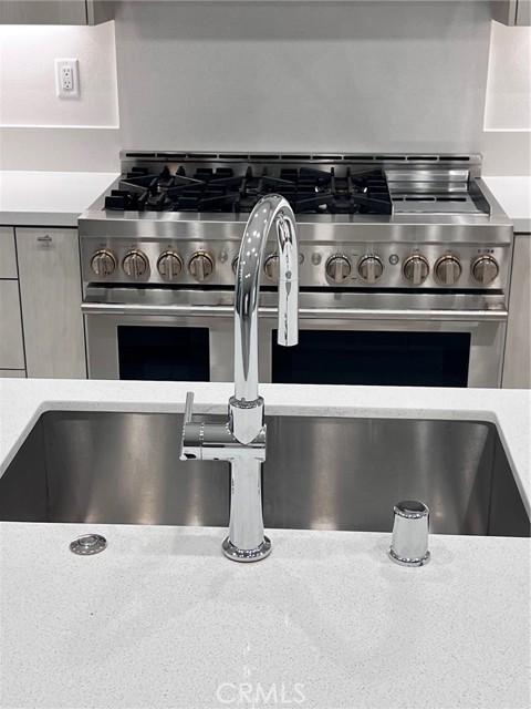 200 Orange Grove, Lake Forest CA: https://media.crmls.org/medias/67b6d5f5-9af9-4b45-8f60-156fd071b852.jpg