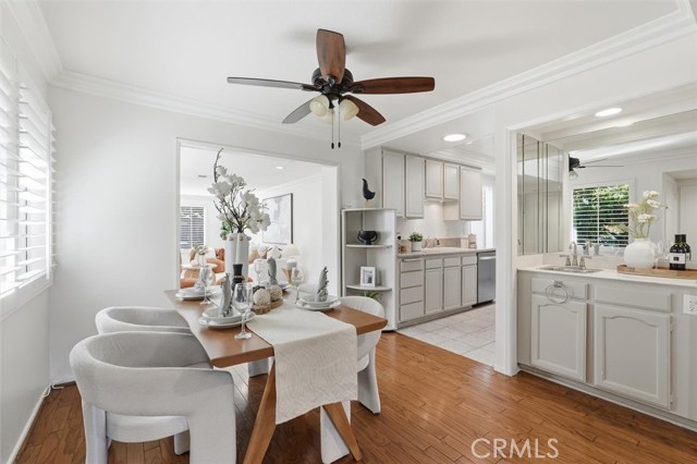 5512 W Paseo Del Lago, Laguna Woods CA: https://media.crmls.org/medias/67b75fd8-538a-4f2f-aa1d-78e819c13e50.jpg