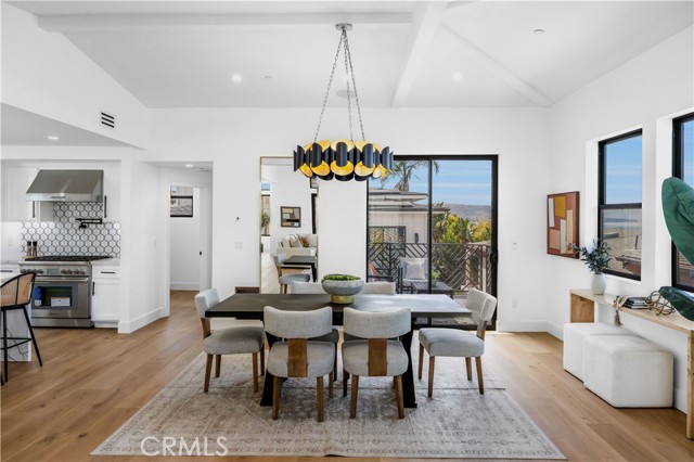 924 17th St, Hermosa Beach CA: https://media.crmls.org/medias/67b79734-4720-4829-85f1-9a2042e1d30e.jpg