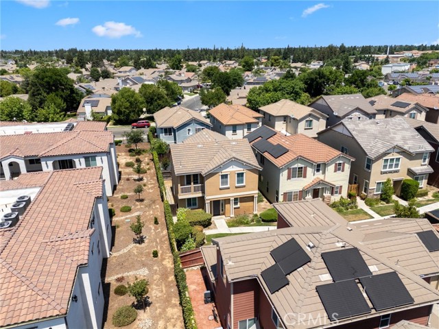 5529 N Valdez, Fresno CA: https://media.crmls.org/medias/67b7d68a-4422-4485-9f74-2940eac49c5e.jpg