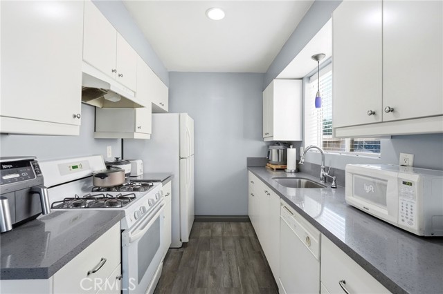 Detail Gallery Image 9 of 35 For 6223 Morse, Valley Glen,  CA 91606 - 3 Beds | 2 Baths