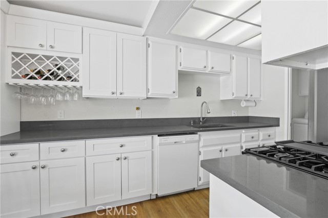 Image 4 of 27 For 6443 Olive Branch Lane 11