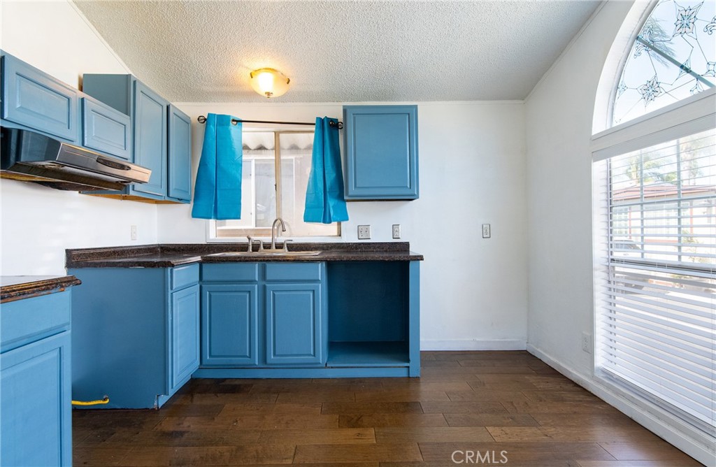 MLS #DW25154971 image #5