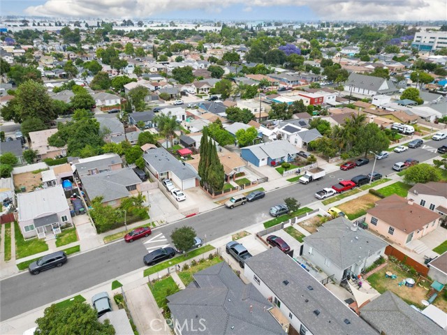 2642 E Washington Street, Carson CA: https://media.crmls.org/medias/67b95950-d6ad-4555-8a42-5acc0f132c26.jpg