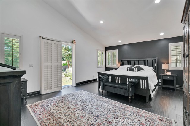 Detail Gallery Image 31 of 44 For 5067 Arundel Drive, Woodland Hills,  CA 91364 - 5 Beds | 4/1 Baths