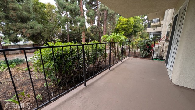 Detail Gallery Image 13 of 32 For 2385 via Mariposa 1f,  Laguna Woods,  CA 92637 - 2 Beds | 2 Baths