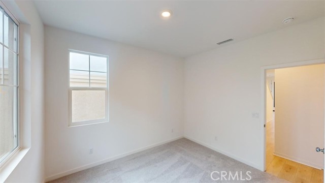 Detail Gallery Image 10 of 43 For 16424 Whittier Bld #1,  Whittier,  CA 90603 - 3 Beds | 3 Baths