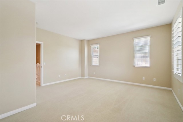 27 Antique Rose, Irvine CA: https://media.crmls.org/medias/67bc68c6-ce09-48fb-b3d1-f989ea335550.jpg