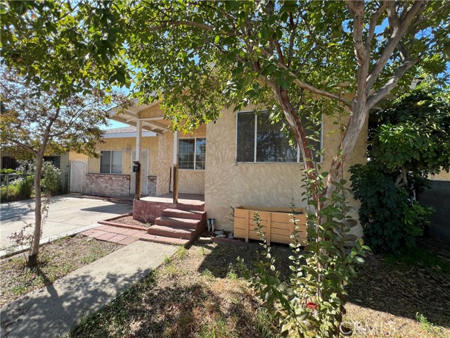 Detail Gallery Image 2 of 17 For 13066 3rd, Chino,  CA 91710 - 2 Beds | 1 Baths