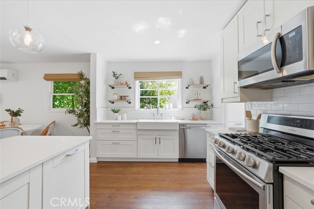 1039 8th Street, Hermosa Beach, California 90254, 2 Bedrooms Bedrooms, 0 ,1 BathroomBathrooms,Residential,For Sale,8th,0,SB26121769