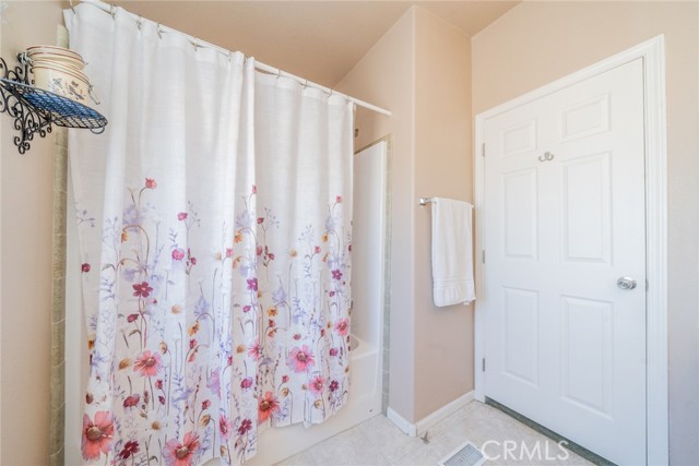 Detail Gallery Image 34 of 52 For 22241 Nisqually Rd #71,  Apple Valley,  CA 92308 - 3 Beds | 2 Baths