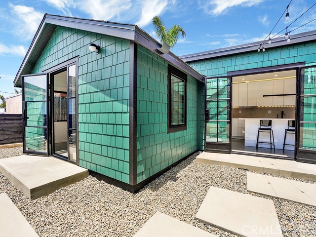 31641 3rd Avenue, Laguna Beach CA: https://media.crmls.org/medias/67bee6b3-5069-45dd-8c39-5942a2c32a0d.jpg