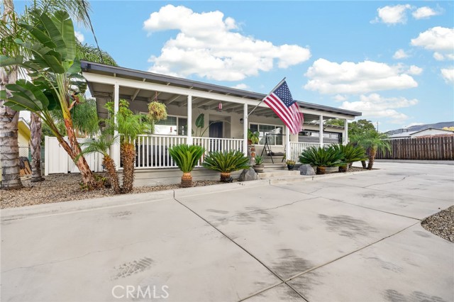 34950 Michael Ln, Yucaipa, CA 92399 photo 3