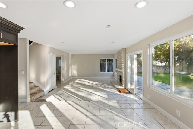 Detail Gallery Image 7 of 28 For 25302 Neptune Dr, Dana Point,  CA 92629 - 4 Beds | 2/1 Baths