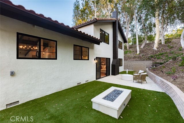 4885 Winnetka Avenue, Woodland Hills CA: https://media.crmls.org/medias/67c0410e-44ad-49ad-8fd6-72dc4753fc49.jpg