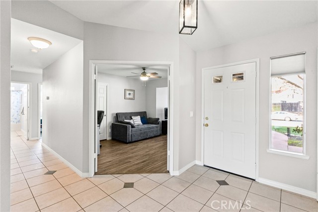 Detail Gallery Image 6 of 42 For 904 Spyglass Ct, Paso Robles,  CA 93446 - 3 Beds | 2 Baths