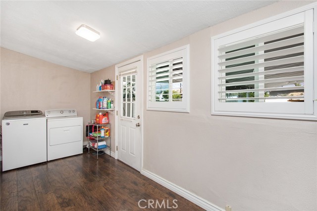 235 E Central Avenue, Monrovia CA: https://media.crmls.org/medias/67c1f0b2-3160-4ffd-a468-ad26276470ca.jpg