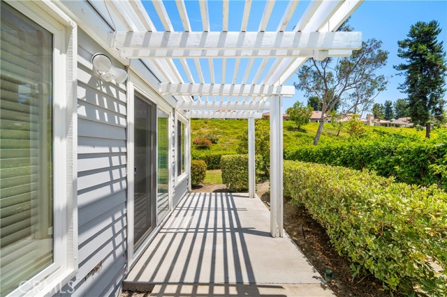 28147 Alava, Mission Viejo CA: https://media.crmls.org/medias/67c1f9ba-aedf-49d6-a073-a4f2963f6af1.jpg