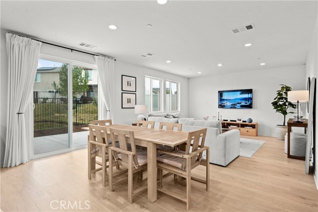 Detail Gallery Image 15 of 54 For 35320 Aubrey, Beaumont,  CA 92223 - 4 Beds | 3 Baths