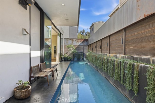 Detail Gallery Image 21 of 62 For 750 California Ave, Venice,  CA 90291 - 4 Beds | 4 Baths