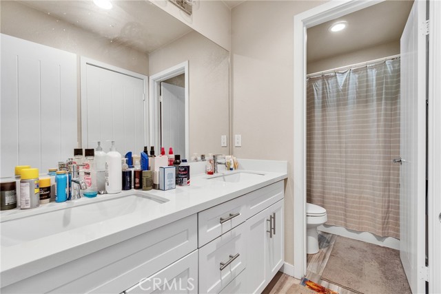 823 104 Anaheim Boulevard, Anaheim CA: https://media.crmls.org/medias/67c2593a-1f6c-4faf-aa74-eb2ff18494e7.jpg