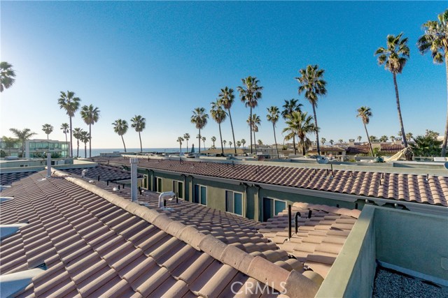 206 Calle Miramar, Redondo Beach, California 90277, 4 Bedrooms Bedrooms, ,3 BathroomsBathrooms,Residential,Sold,Calle Miramar,SB17021229