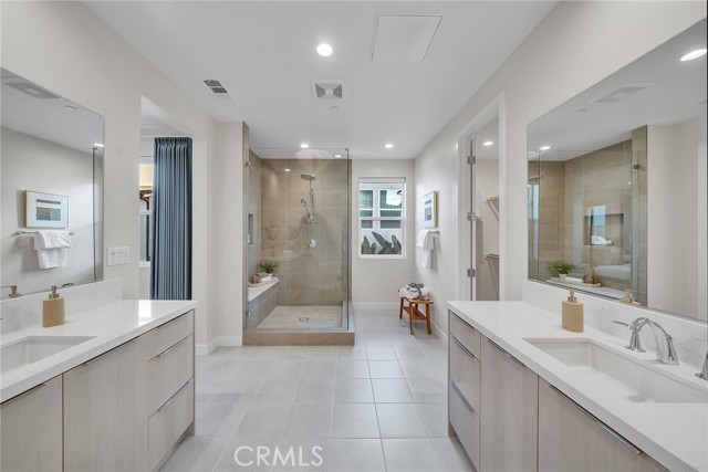 Detail Gallery Image 31 of 63 For 120 Parkland Alley, Lake Forest,  CA 92630 - 5 Beds | 4 Baths