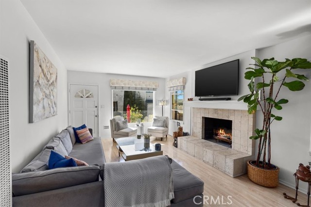 319 29th Street, Manhattan Beach, California 90266, 5 Bedrooms Bedrooms, ,3 BathroomsBathrooms,Residential,Sold,29th,SB22026167