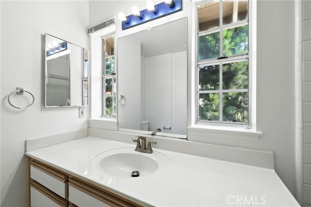 Detail Gallery Image 32 of 40 For 1204 N Sunflower Ave a,  Covina,  CA 91724 - 3 Beds | 2/1 Baths