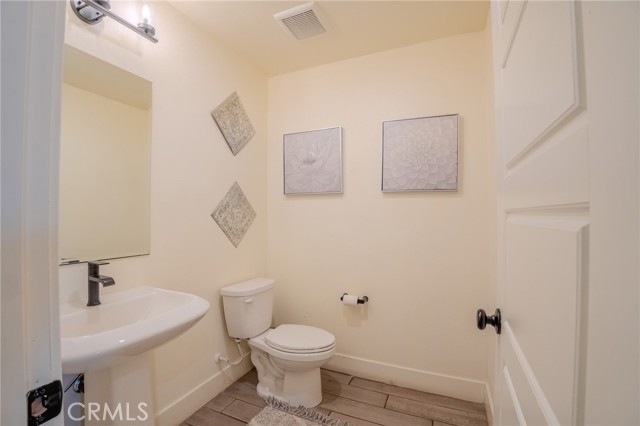 2104 Redding Way, Atwater CA: https://media.crmls.org/medias/67c5d6b4-856b-4860-ad08-ed643f603070.jpg