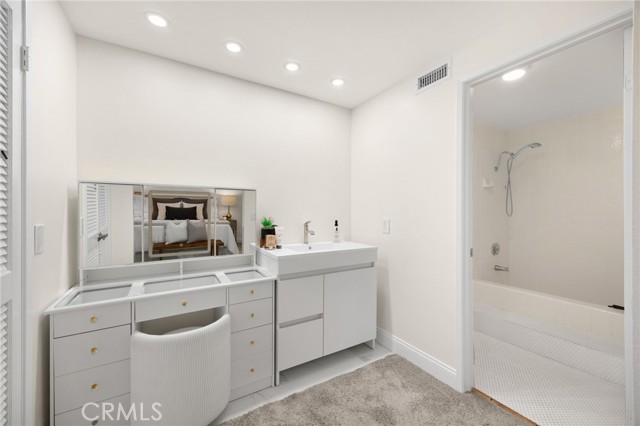 Detail Gallery Image 29 of 51 For 136 Donnybrook, Brea,  CA 92821 - 4 Beds | 2/1 Baths