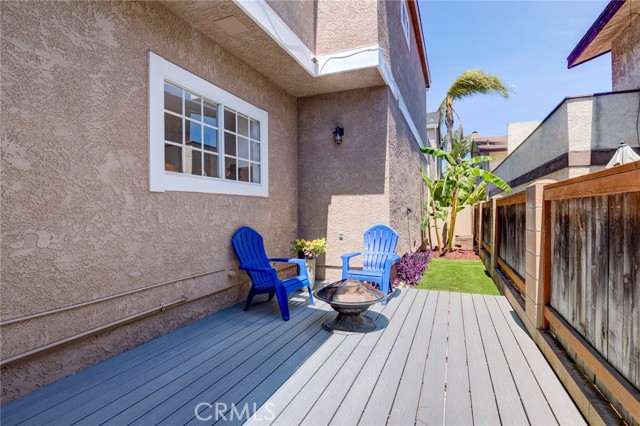 1803 Huntington Lane, Redondo Beach, California 90278, 3 Bedrooms Bedrooms, ,2 BathroomsBathrooms,Residential,Sold,Huntington,SB22081776