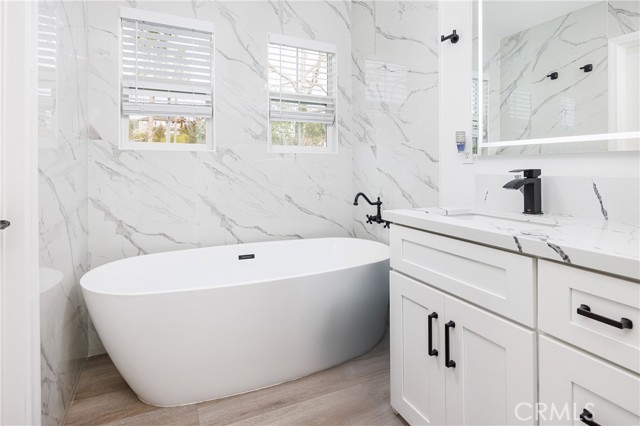 Detail Gallery Image 10 of 21 For 30 Savannah Ln, Ladera Ranch,  CA 92694 - 3 Beds | 2/1 Baths