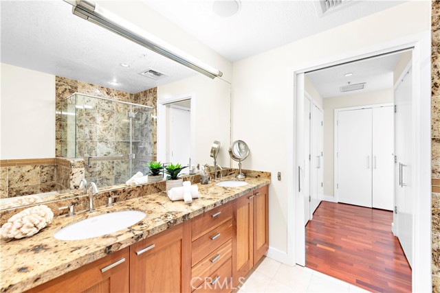 3141 Michelson Drive, Irvine CA: https://media.crmls.org/medias/67c7ed86-66da-473c-9e45-6a559a970c9e.jpg