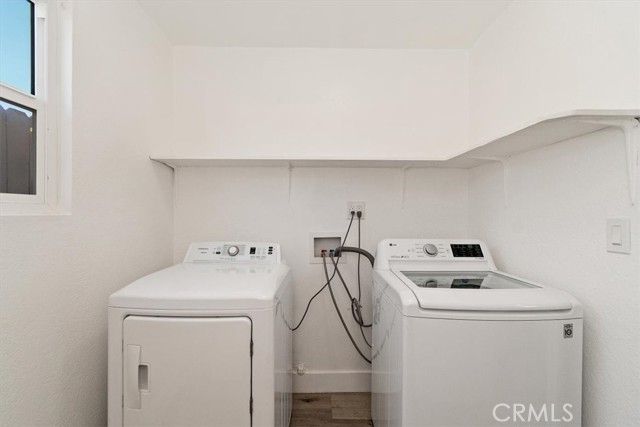 4543 W 168th Street, Lawndale CA: https://media.crmls.org/medias/67c80f68-2f98-455c-9171-e2c475434c1e.jpg