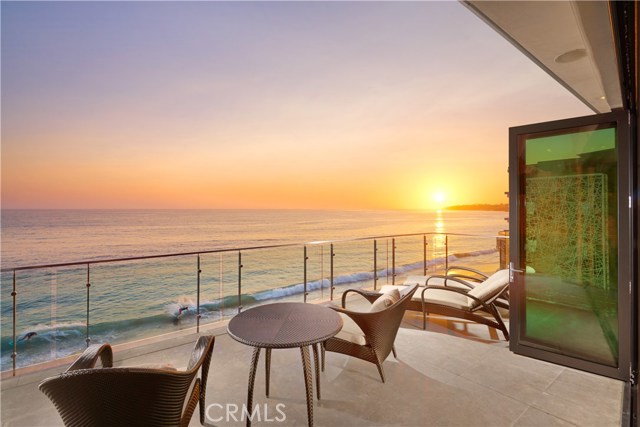 Photo of 992 Ocean Front, Laguna Beach, CA 92651