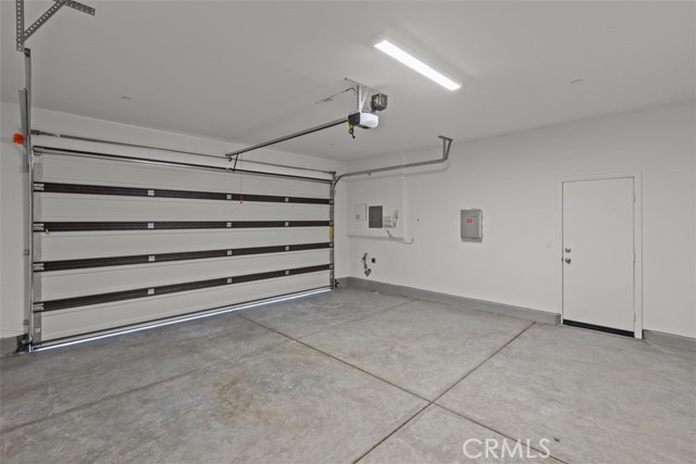 4746 Sicily Drive, Lake Elsinore CA: https://media.crmls.org/medias/67c81b36-5152-4a0b-8807-f42f68581586.jpg