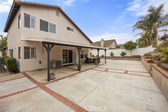 938 Cheyenne Road, Corona CA: https://media.crmls.org/medias/67c87610-0b83-40b4-bfbc-0381784ab924.jpg